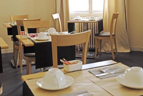 Hotel Ronsard Tours Ngoại thất bức ảnh
