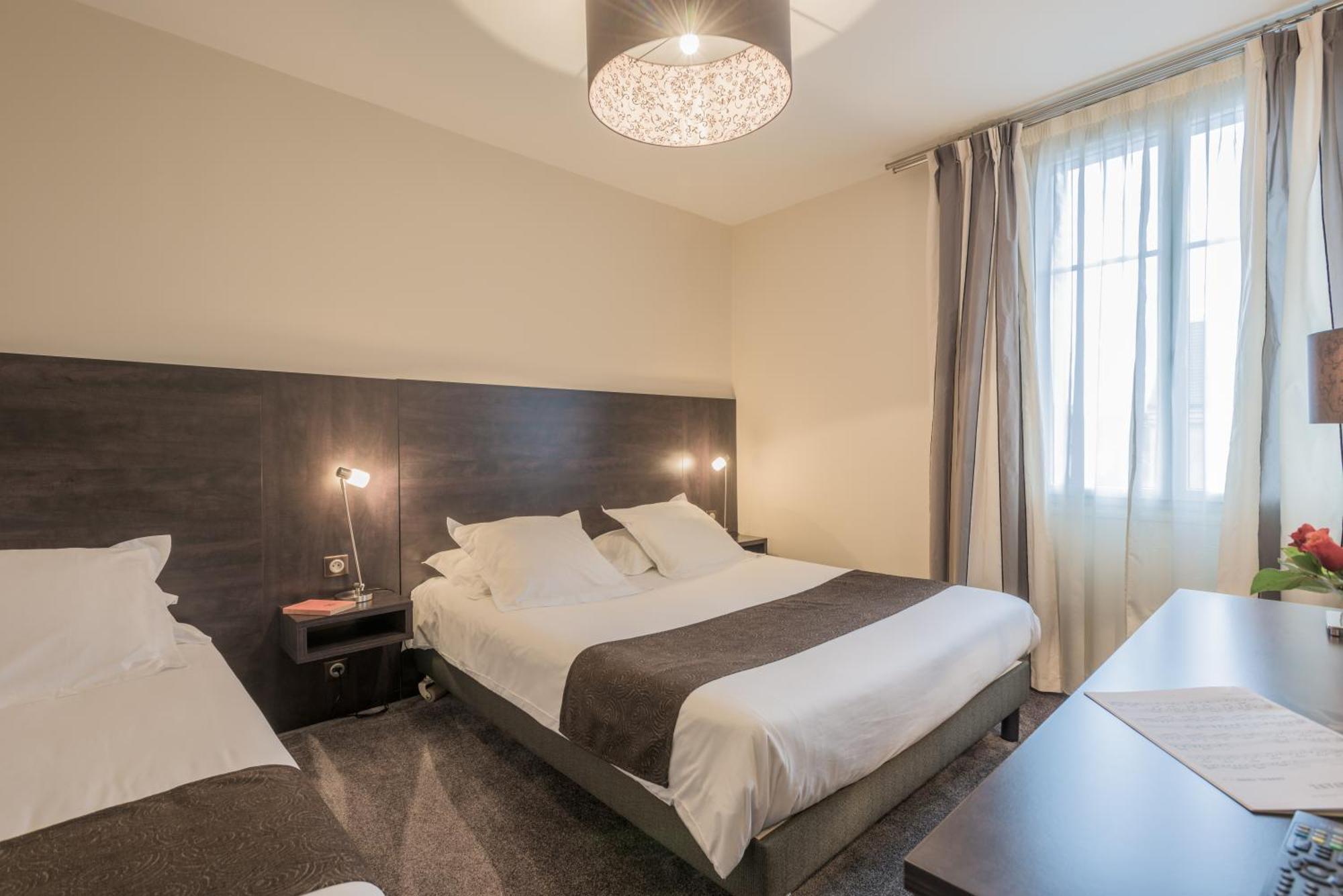 Hotel Ronsard Tours Ngoại thất bức ảnh